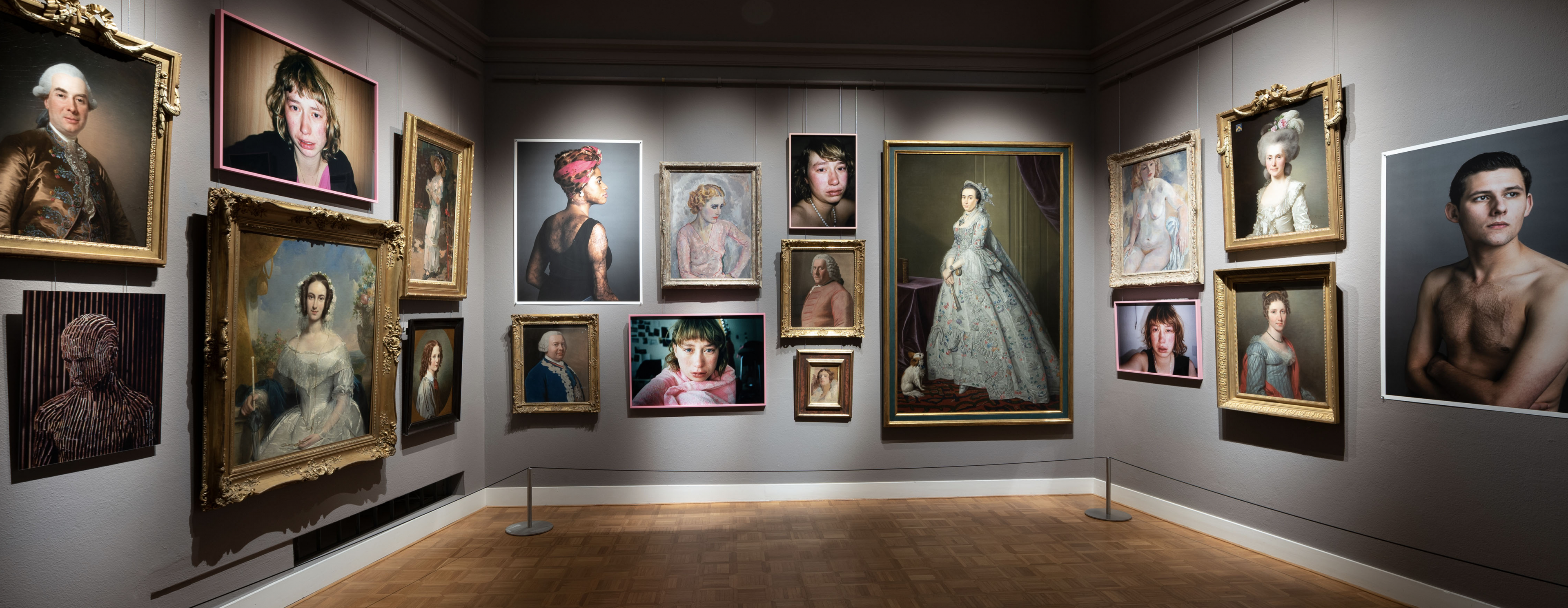 Un buen ejemplo de una colección de arte de 'retratos' contemporáneos y clásicos en el Rijksmuseum van Twente